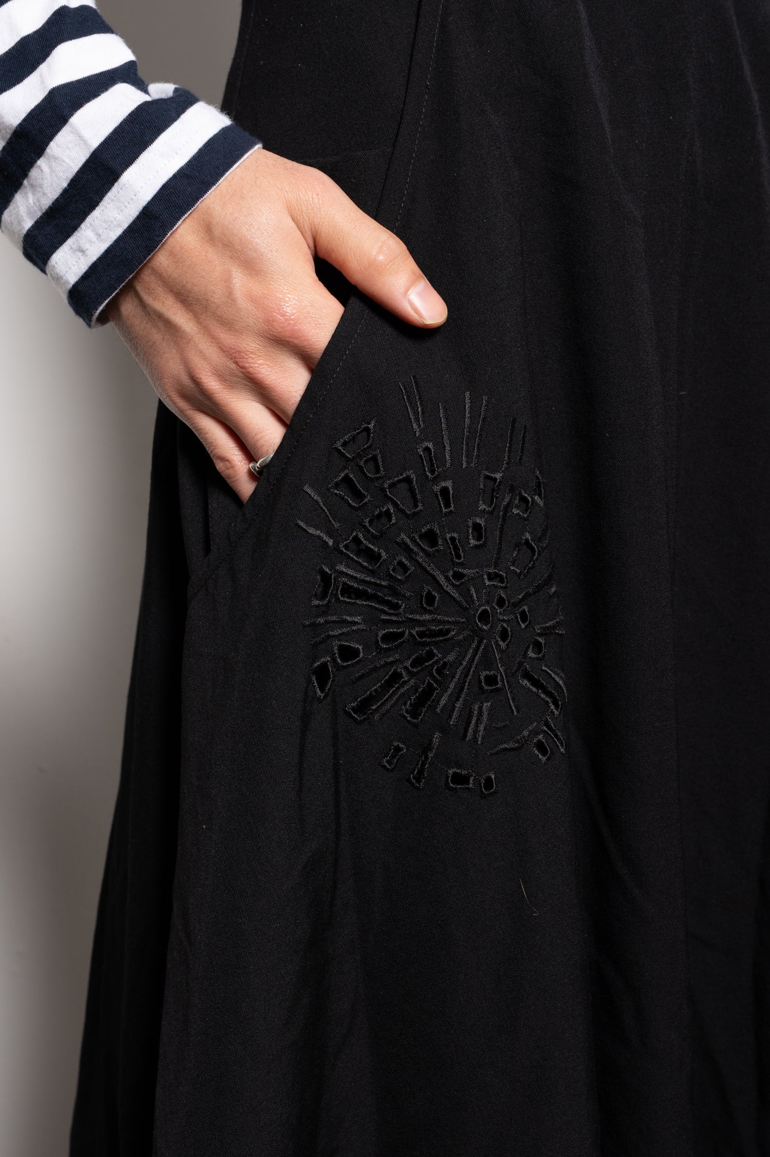 Y's Big Pocket Skirt