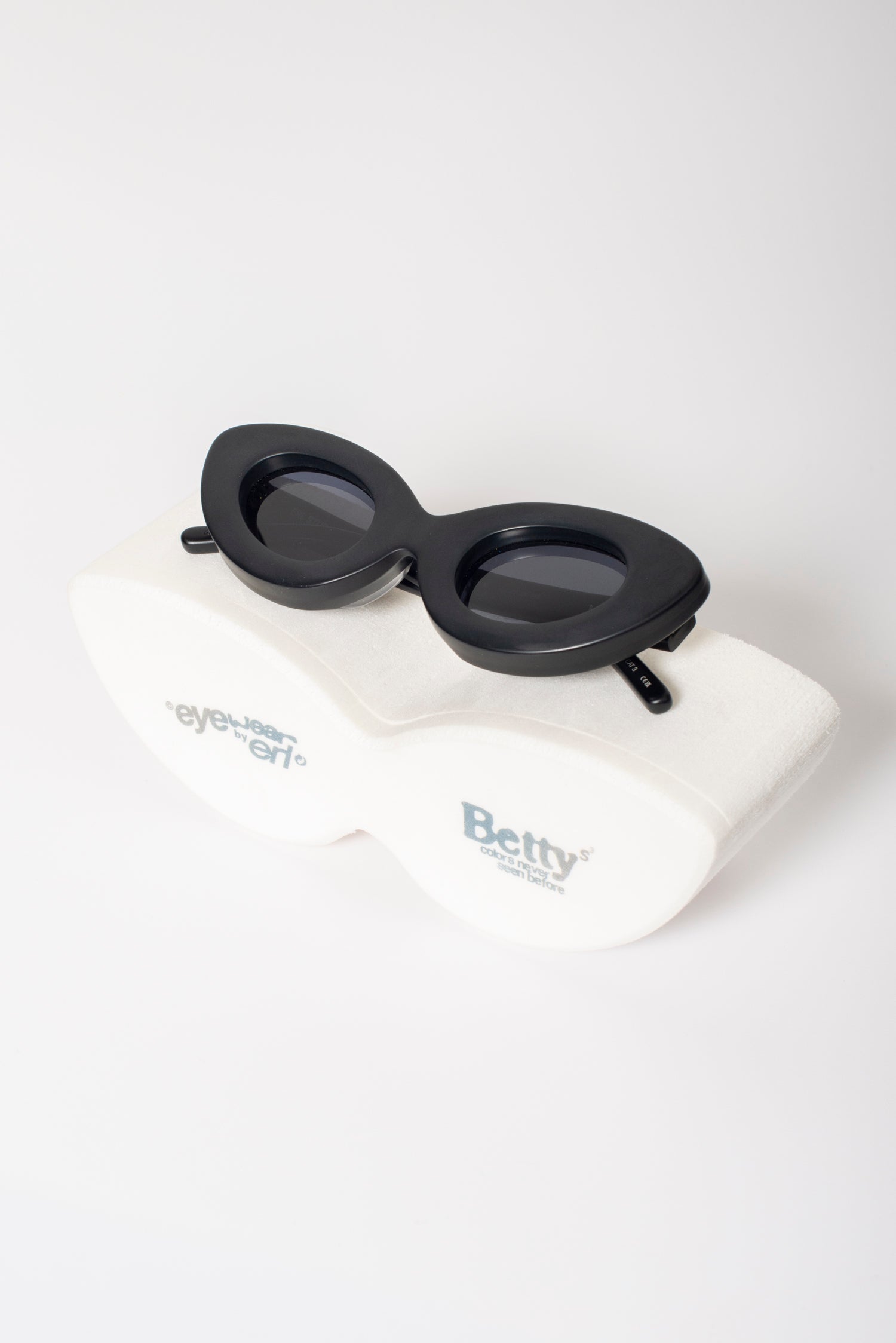 ERL Black Betty Sunglasses